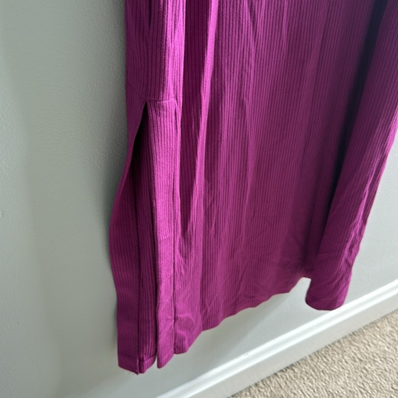 Loft Twist Back Ribbed Dress - Picture 4 of 5